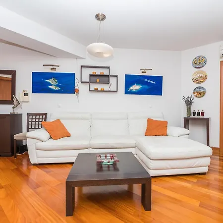 Irisa Art Apartment Makarska