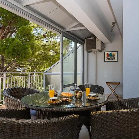 Apartamento Irisa Art Makarska