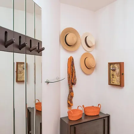 Irisa Art Макарска