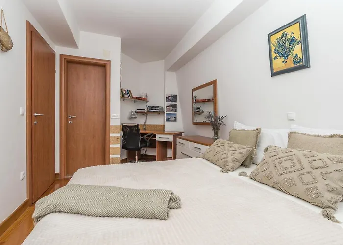 Apartment Irisa Art Makarska