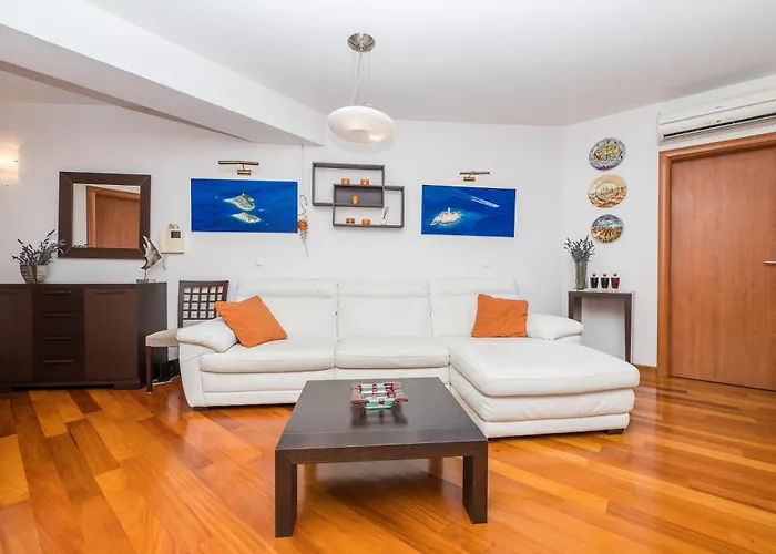 Irisa Art Apartment Makarska